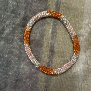 🧡🩷Elegant Beaded Bracelet in Orange and Pink